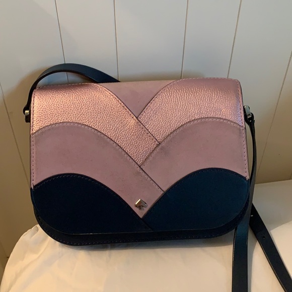 kate spade Handbags - Kate Spade Crossbody Bag